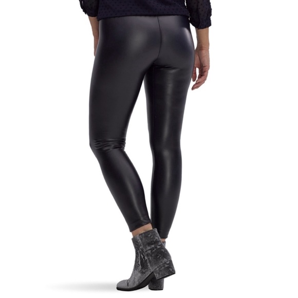 NWT HUE Sleek Effect Leatherette Leggings 3X - Picture 2 of 13